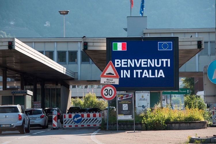 U Italiji će biti obavezan petodnevni karantin za putnike iz EU