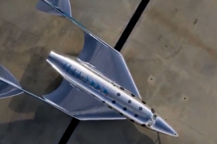Milijarder Ričard Branson predstavio novi svemirski brod