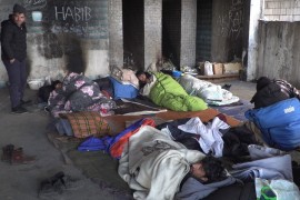 Migrante iz napuštenih objekata prebacuju u Lipu
