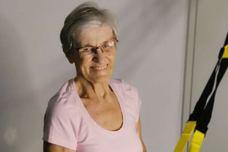 Baka (81) koja ne propušta nijedan fitnes izazov postala senzacija