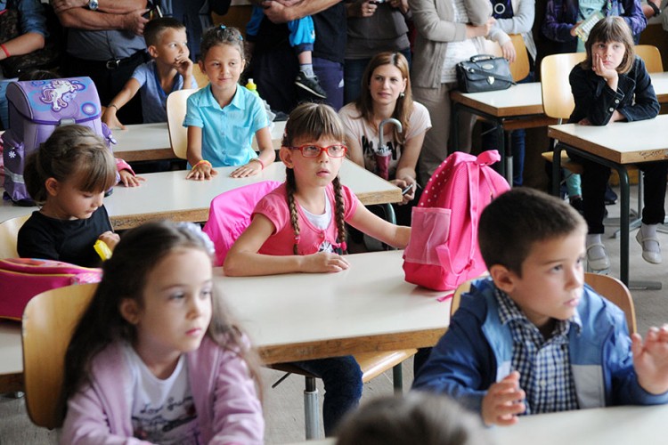 Otvaraju se škole u 14 crnogorskih opština