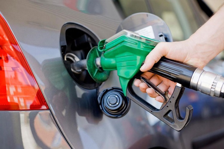 Cijene goriva na većini pumpi u RS ostaju iste: Uredba ne mijenja cjenovnike