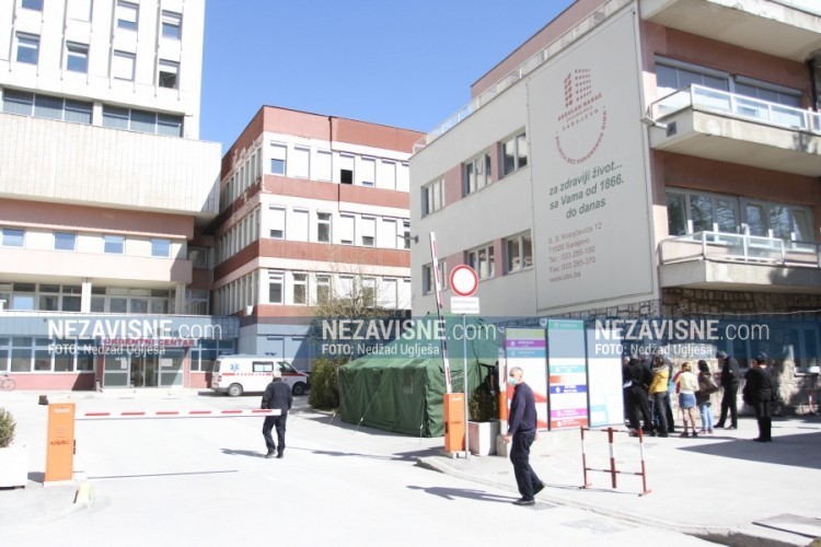 Blagi pad priliva pacijenata u kovid odjel Opšte bolnice u Sarajevu