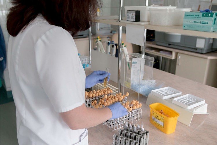 Srbija razvija domaći antigenski test na korona virus