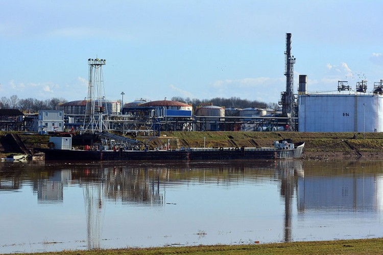 Gas iz Hrvatske stiže u Rafineriju Brod