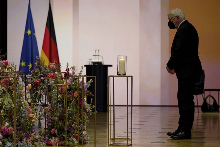 Njemačka odaje počast preminulima od korona virusa