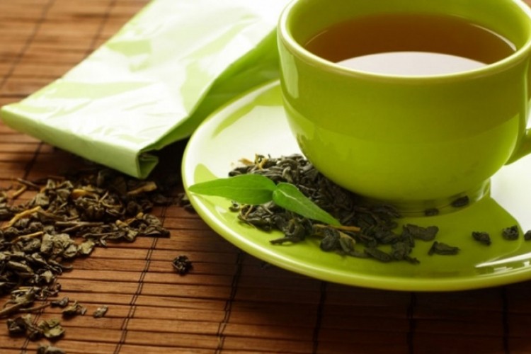 Četiri greške zbog kojih vaš čaj prestaje da bude zdrav