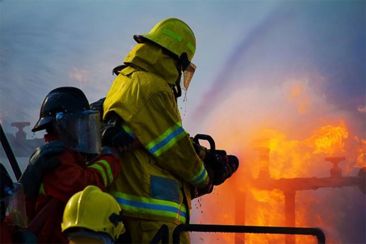 Požar u silosu u Kneževu, povrijeđen radnik
