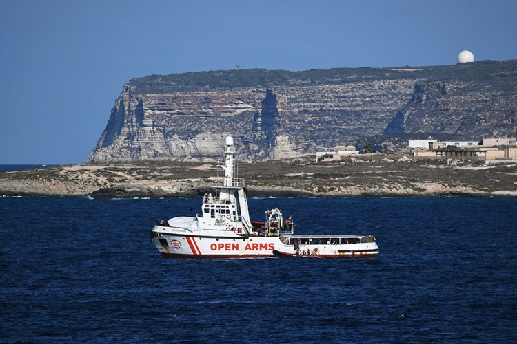 Najmanje 130 migranata se utopilo u Sredozemnom moru