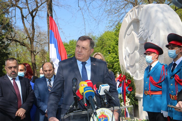 Dodik: Drina je kičma, ona nosi jedinstvo Republike Srpske i Srbije