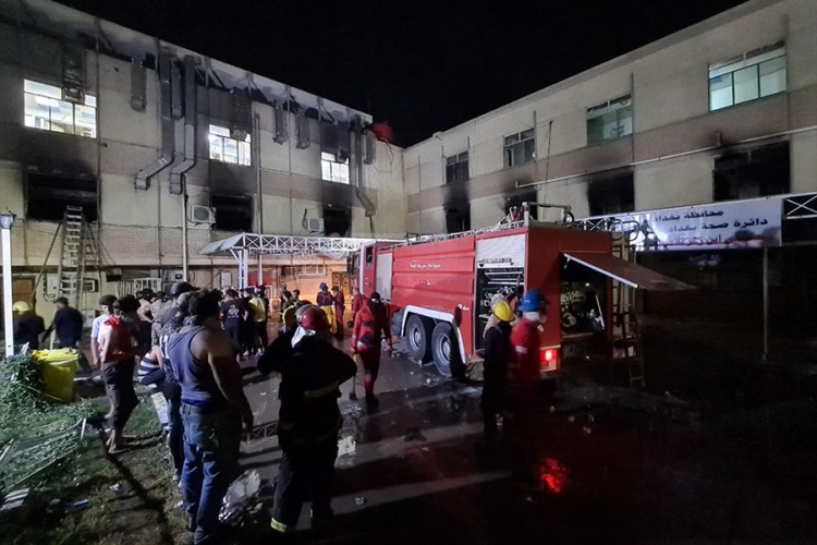 Premijer Iraka otpustio trojicu zvaničnika zbog požara u bolnici