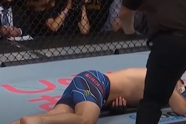 Stravična povreda u UFC-u, borba završena nakon 17 sekundi