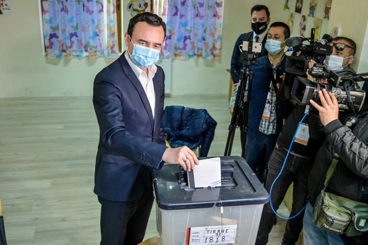 Grenel: Kurtijevo glasanje u Albaniji govori mnogo o njemu