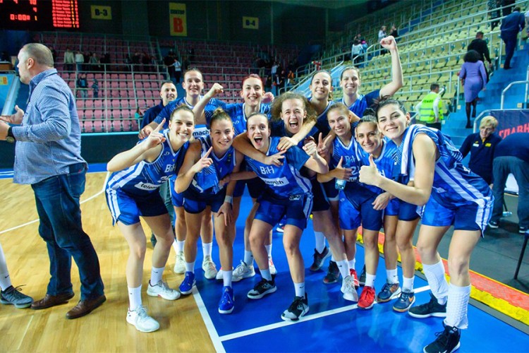 "Zmajice" na Evrobasketu s navijačima