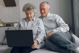Korištenje interneta među starijim osobama najpopularnije u Skandinaviji