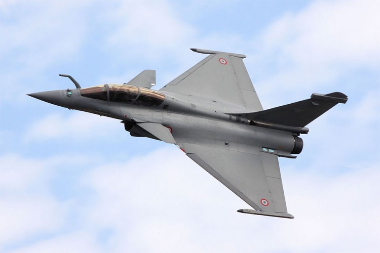 Francuska prodaje 30 borbenih aviona Egiptu