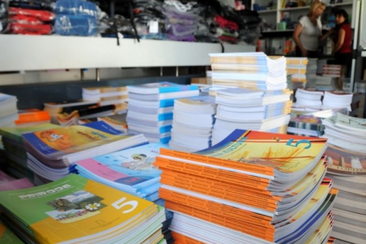 Obezbijeđeni besplatni udžbenici za sve osnovce u Banjaluci