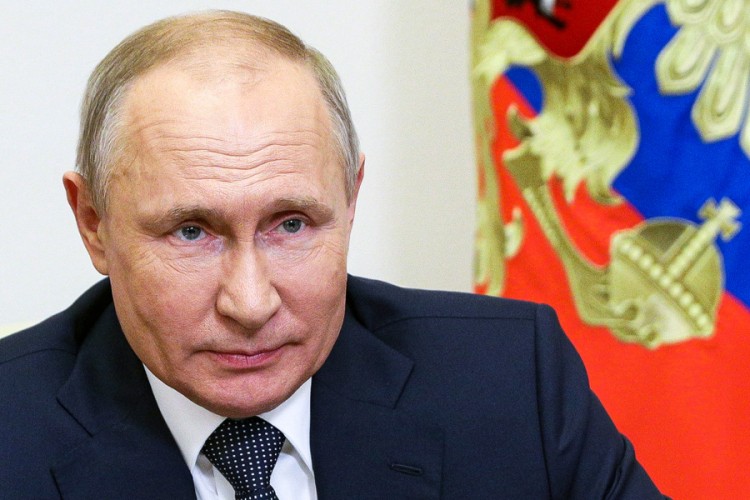 Putin: "Izbićemo zube" svima koji pokušaju da nas "ujedu"