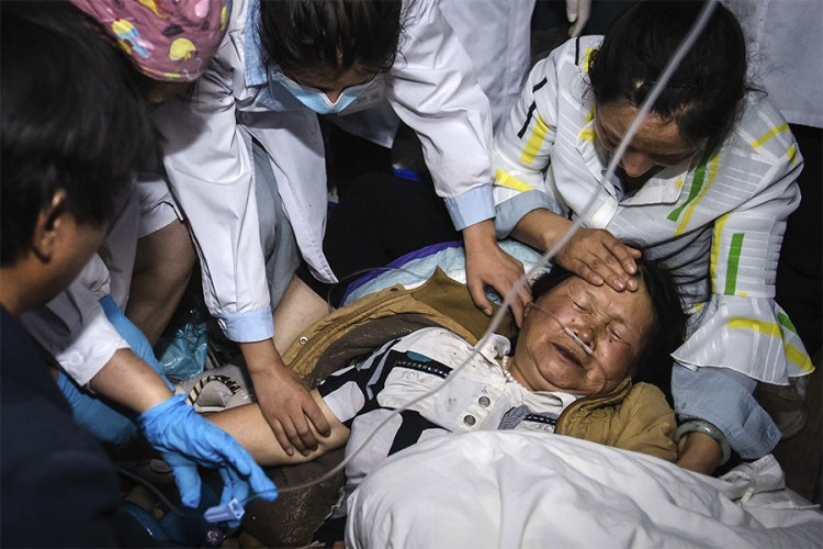 Objavljeni prvi snimci nakon potresa u Kini, pokrenuta akcija spasavanja