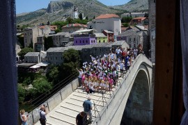 Defileom mladih plesačica otvorena manifestacija "Mostarsko ljeto"
