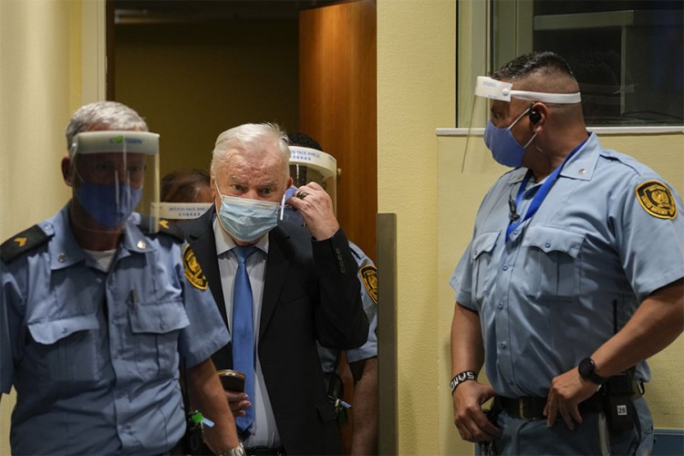 Žalbeno vijeće odbilo žalbe Ratka Mladića, ništa od novog suđenja