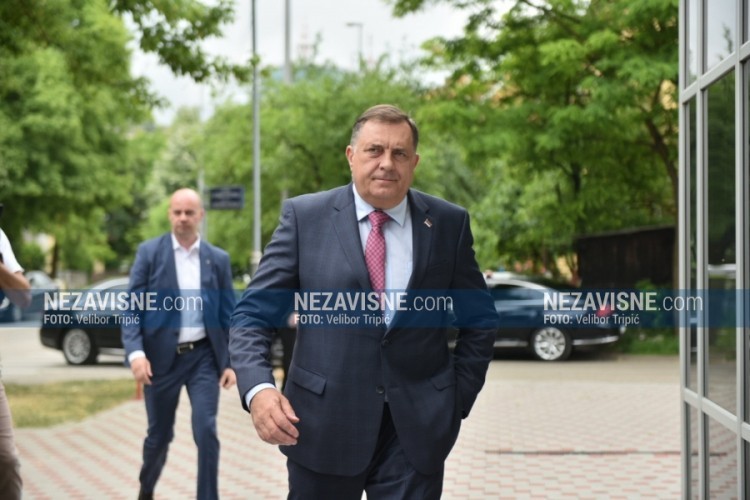 Dodik: BiH je jadna i patetična zemlja