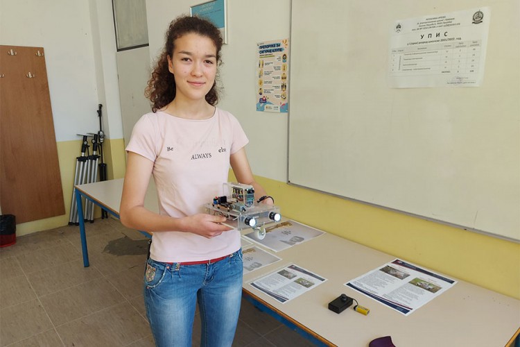 Učenica iz Prijedora osvojila zlato sa robotom za izviđanje nedostupnog terena