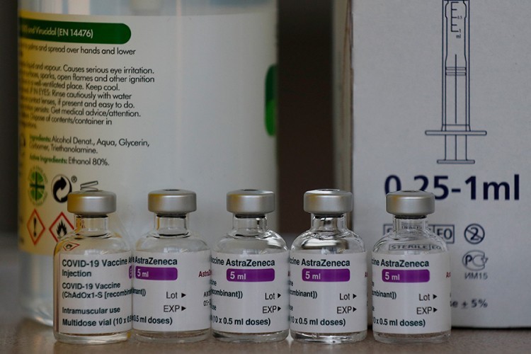 Hrvatska donirala Crnoj Gori 10.000 doza vakcine Astra Zeneca