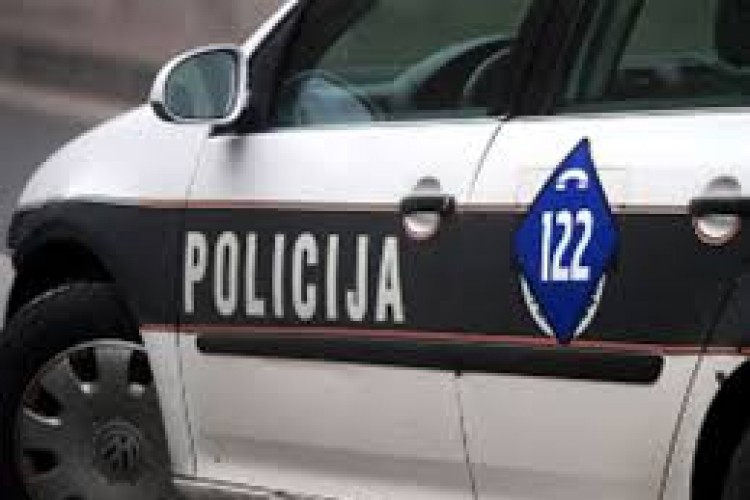 Sudar dva auta u Žitomisliću, troje povrijeđenih
