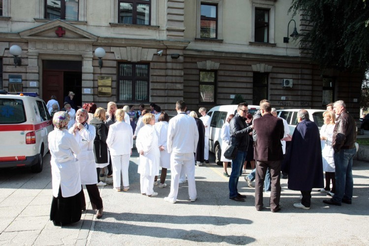 Počeo štrajk zdravstvenih radnika u Sarajevu