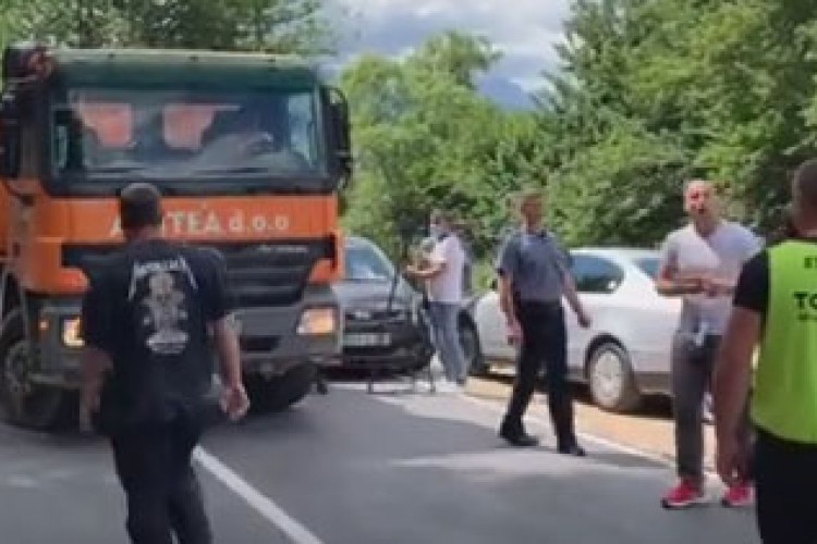 Aktivisti sačuvali Neretvicu, mašine se vratile u rikverc