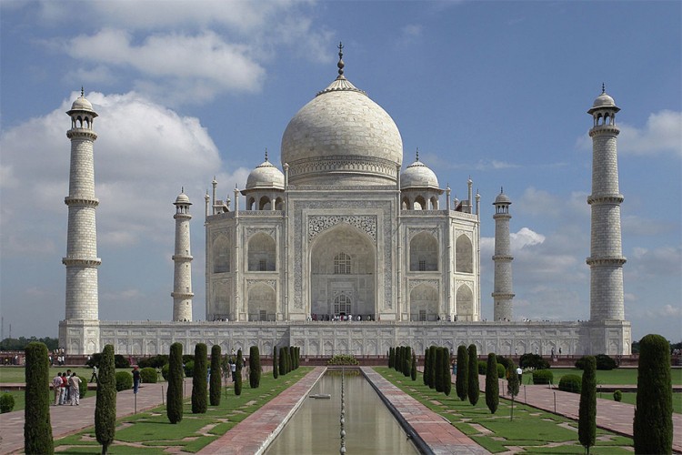 Tadž Mahal ponovo otvoren za javnost