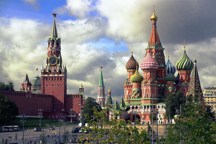 Rusija očekuje da će EU odobriti Sputnjik V do kraja avgusta