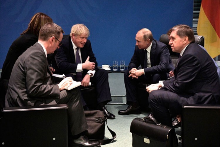 Moguć sastanak Putina i Džonsona