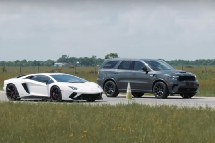 Pogledajte trku Lamborghinija I SUV-a