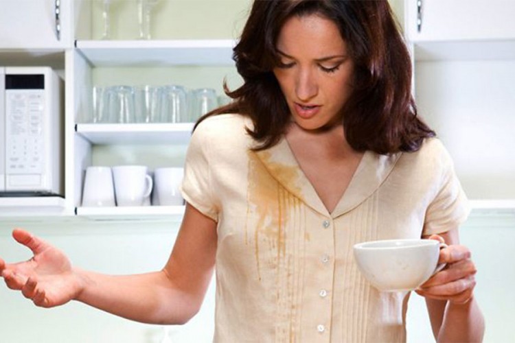 Kako skinuti mrlje od kafe uz pomoć jajeta?
