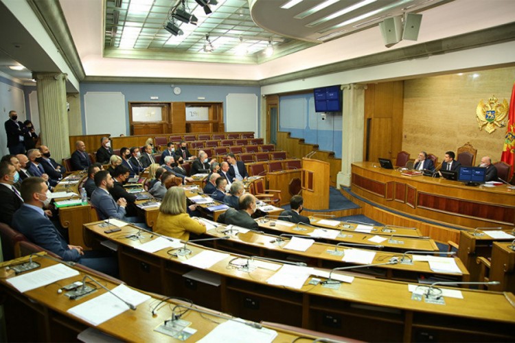 DF tvrdi: Vladu u Crnoj Gori podržava samo 14 poslanika