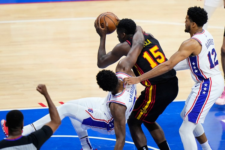 Mijenjaju se pravila NBA lige: Nema više "izvlačenja" faulova