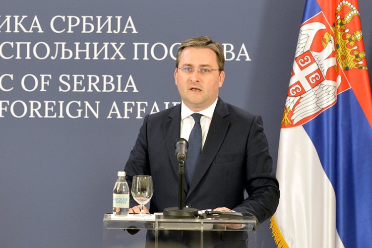 Selaković: Hrvatska nama drži lekcije o genocidu, neprihvatljivo