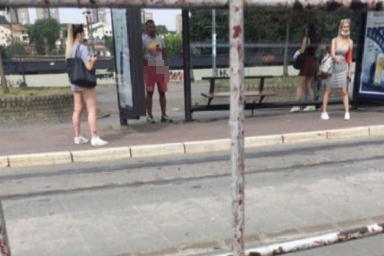 Manijak onanisao na autobuskom stajalištu i spopadao djevojke