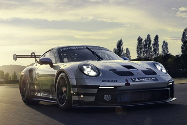 Porsche ubrzava do 319 km/h
