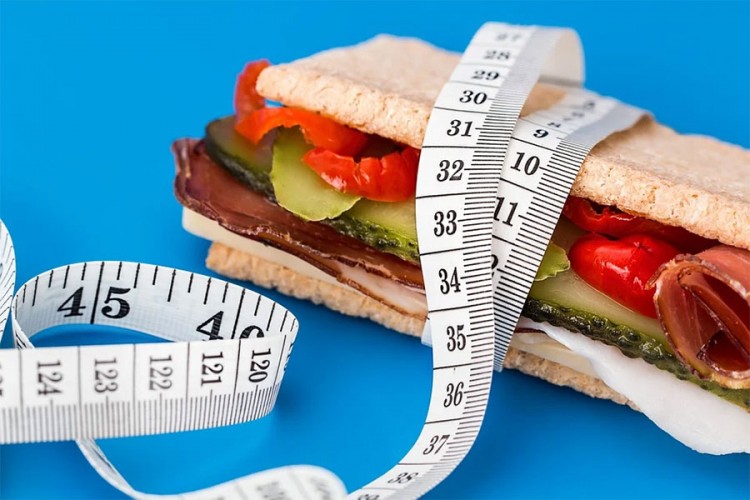 Kako da postignete kalorijski deficit, smršate, a ne ugrozite zdravlje?