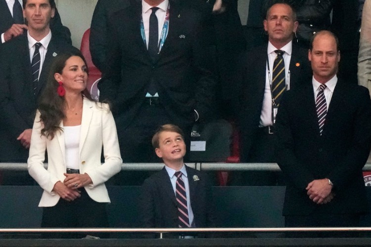 Reakcija malog princa Džordža nakon gola oduševila Engleze