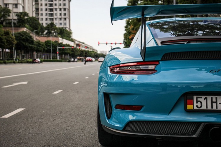 Počelo testiranje Porschea 911 hybrid