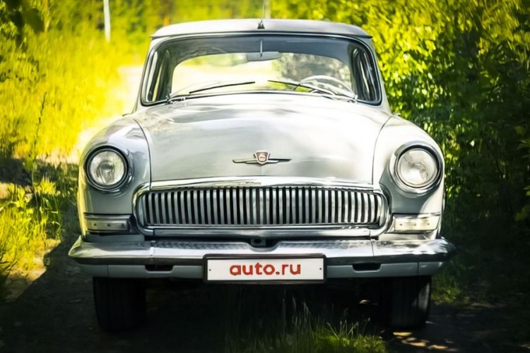 Na prodaju kolekcija rijetkih sovjetskih automobila
