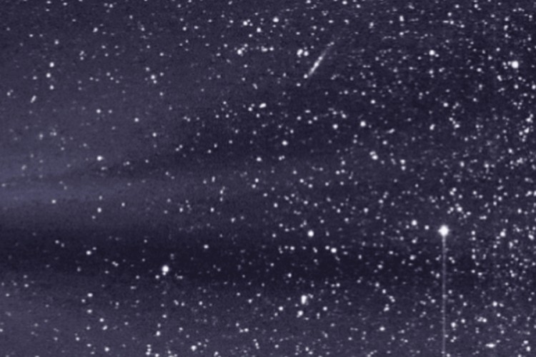 Svemirska letjelica slučajno prošla kroz rep umiruće komete