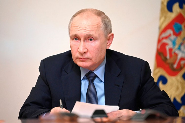 Putin: Štampanje dolara utiče na cijelu svjetsku ekonomiju