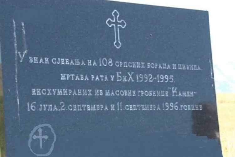Parastos u Glamoču za 108 srpskih boraca ekshumiranih iz masovne grobnice
