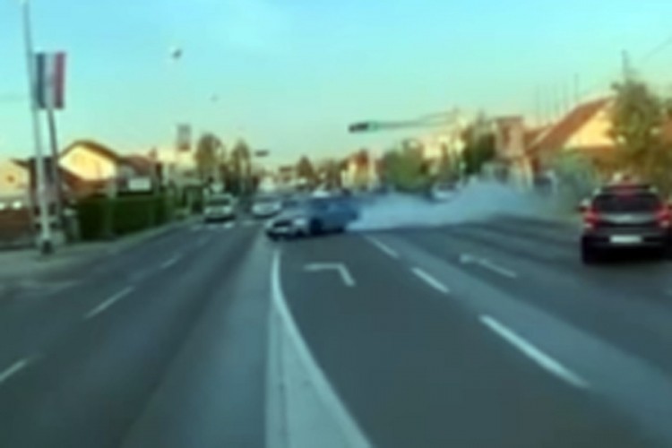 Divljao BMW-om i palio gume nasred ulice, policija odbila prijavu