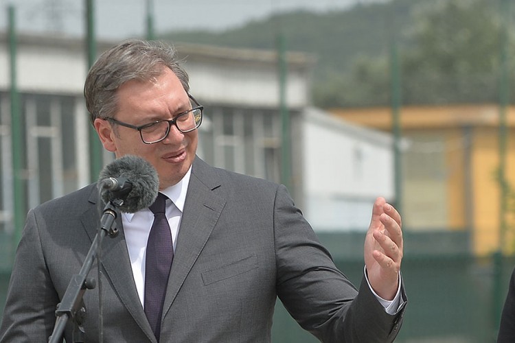 Vučić: Po rezultatima se vidi ko vodi jalovu i politiku prošlosti